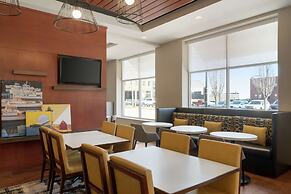 Hampton Inn Portland Downtown - Waterfront