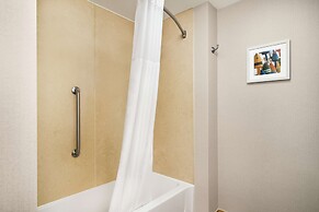 Hampton Inn Portland Downtown - Waterfront