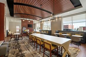 Hampton Inn Portland Downtown - Waterfront