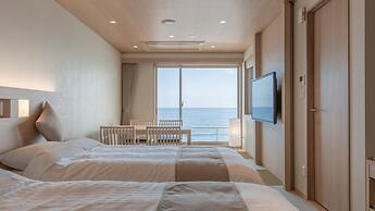 Kamogawa Grand Hotel