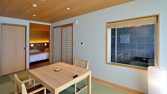 Kamogawa Grand Hotel