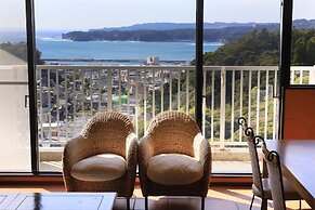 Katsuura Hilltop Hotel & Residence