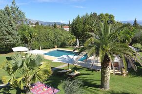 Isabella Country House