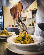 El Albergue Ollantaytambo
