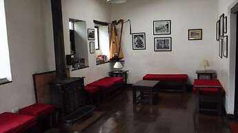 El Albergue Ollantaytambo