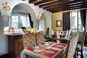 Hotel La Roseraie