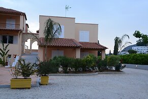 Maria's Filoxenia Suites