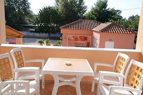 Maria's Filoxenia Suites