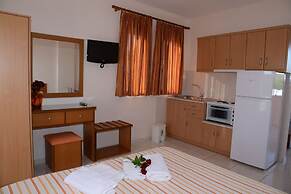 Maria's Filoxenia Suites