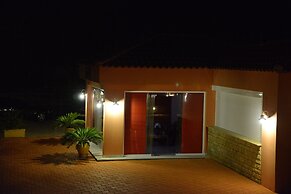 Maria's Filoxenia Suites