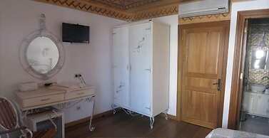 Hotel Des Etrangers - Special Class