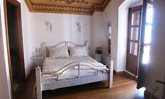 Hotel Des Etrangers - Special Class