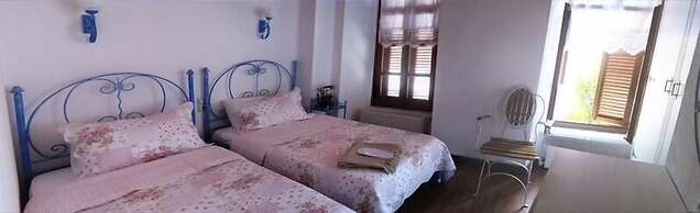 Hotel Des Etrangers - Special Class