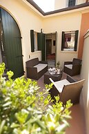 Opera Relais de Charme