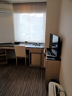 Sotetsu Fresa Inn Yokohama Totsuka