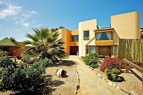 Sandcastle Apartments cc