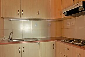 Sandcastle Apartments cc