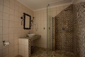 Sandcastle Apartments cc