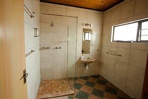 Sandcastle Apartments cc