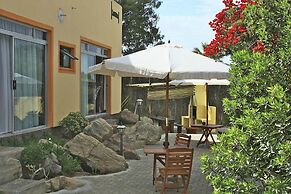 Sandcastle Apartments cc