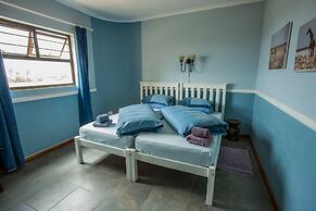 Sandcastle Apartments cc