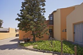 Sandcastle Apartments cc