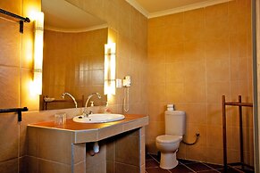 Sandcastle Apartments cc