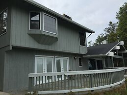 Mountain Trail Lodge & Vacation Rentals