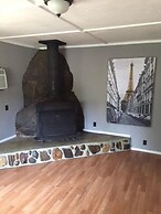 Mountain Trail Lodge & Vacation Rentals