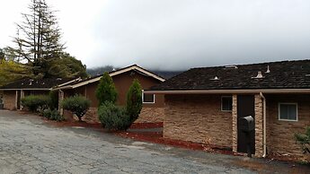 Mountain Trail Lodge & Vacation Rentals