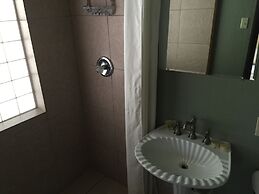 Mountain Trail Lodge & Vacation Rentals