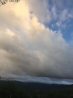 Mountain Trail Lodge & Vacation Rentals