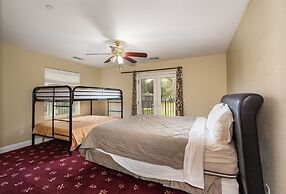 Mountain Trail Lodge & Vacation Rentals