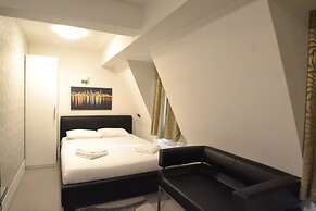 Paddington Apartments