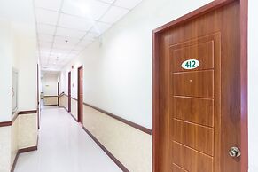 OYO 187 The Maxwell Hotel