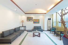 OYO 187 The Maxwell Hotel