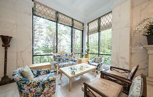 Dalat Edensee Lake Resort & Spa