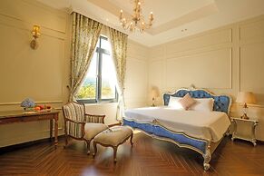 Dalat Edensee Lake Resort & Spa