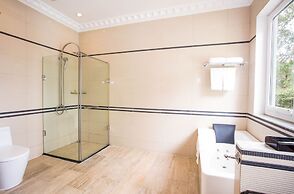 Dalat Edensee Lake Resort & Spa