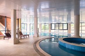 Dalat Edensee Lake Resort & Spa