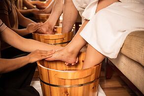 Dalat Edensee Lake Resort & Spa