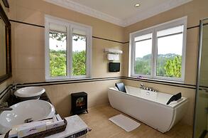 Dalat Edensee Lake Resort & Spa