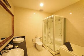 Dalat Edensee Lake Resort & Spa