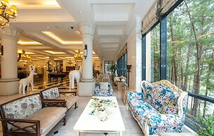 Dalat Edensee Lake Resort & Spa