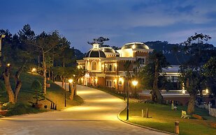 Dalat Edensee Lake Resort & Spa