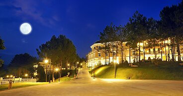 Dalat Edensee Lake Resort & Spa