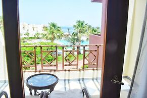 Tropitel Dahab Oasis Resort