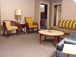 Empire House Hotel