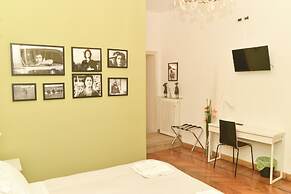 Colazione Al Vaticano