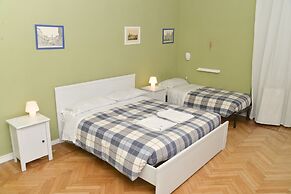 Colazione Al Vaticano